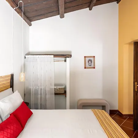 Holiday home Casa Lory - A 3 Km Dalla Con Piscina