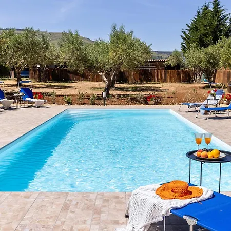 Casa Lory - A 3 Km Dalla Con Piscina Holiday home *