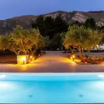 Casa Lory - A 3 Km Dalla Con Piscina Tatil Evi