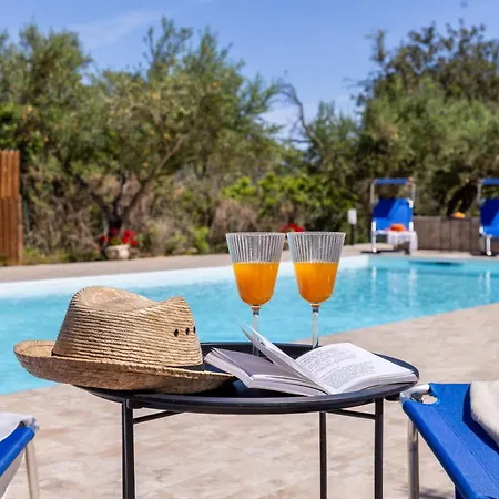 Casa Lory - A 3 Km Dalla Con Piscina Сasa de vacaciones