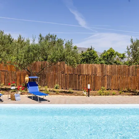 Casa Lory - A 3 Km Dalla Con Piscina * Castellammare del Golfo