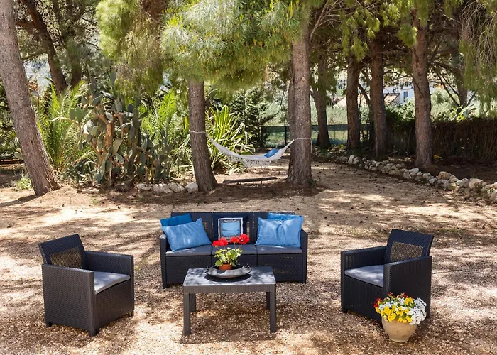 Casa Lory - A 3 Km Dalla Con Piscina بيت للعطل